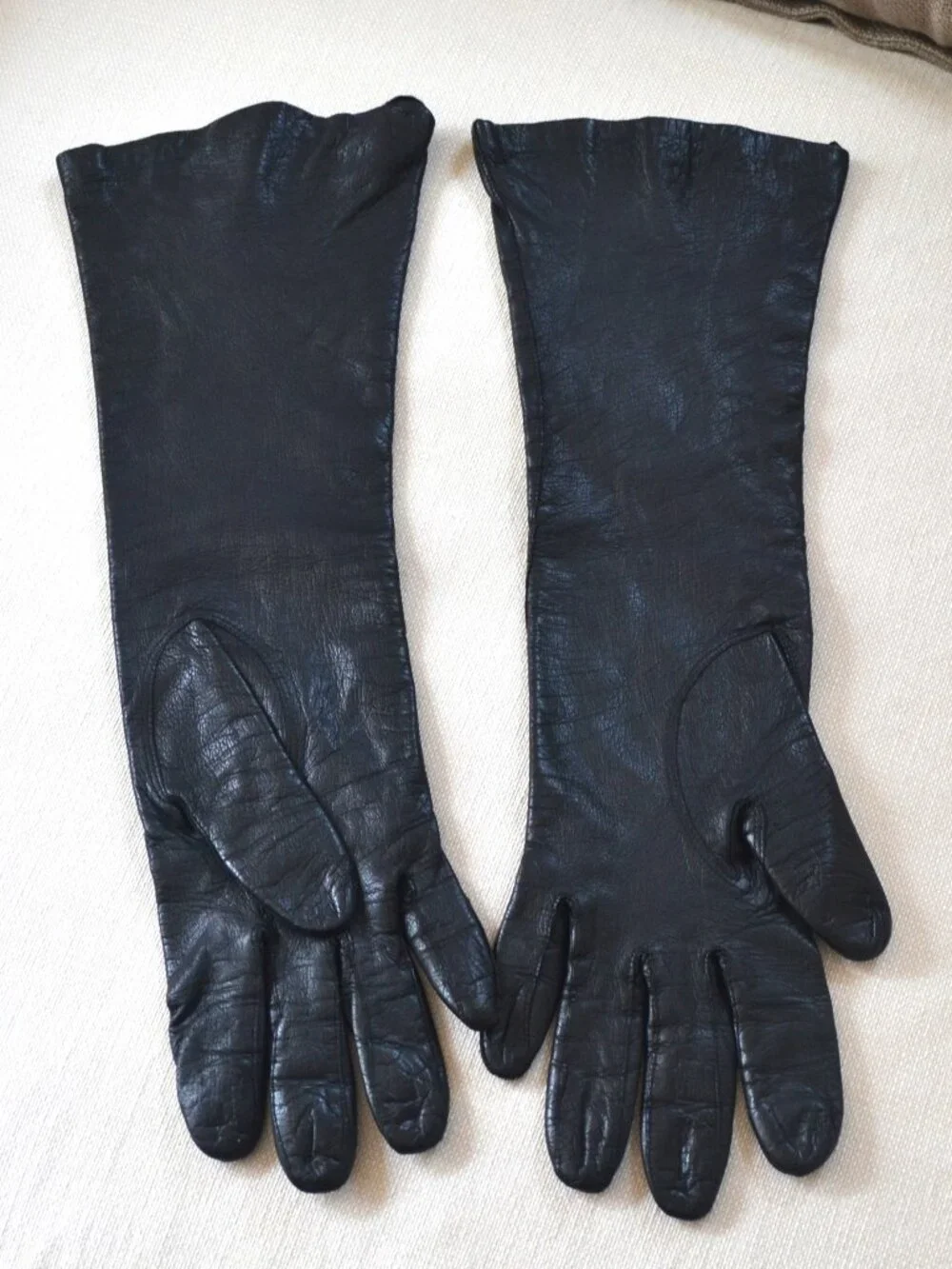 ALEXANDRE BLACK Vintage Gloves 14.5